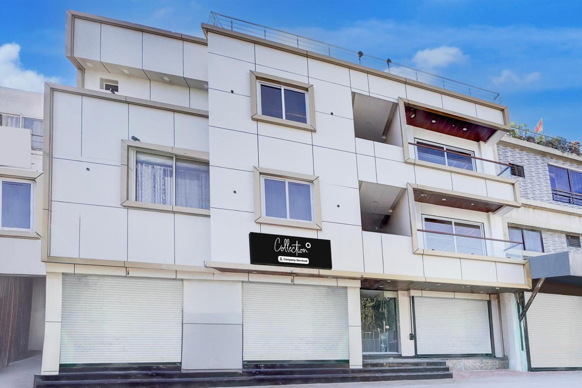 Hotel Super Collection O Ganeshpuri Indore